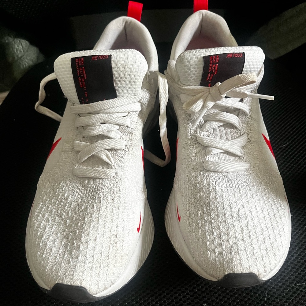 Men’s Nike react shoes